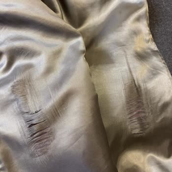 Yün Paltonun İç Astarı Üç Ayda Deforme Oldu, Değişim Talebi Reddedildi