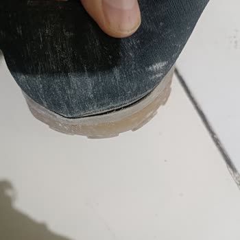 FLO Ayakkabı Kısa Sürede Renk Solması Ve Açılma Yaşayan Lumberjack Botum İçin Değişim İade Talebi