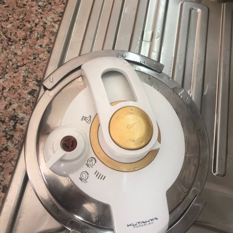 Kütahya Porselen Düdüklü Tencere İçin Yedek Conta Lastiği Bulunamaması