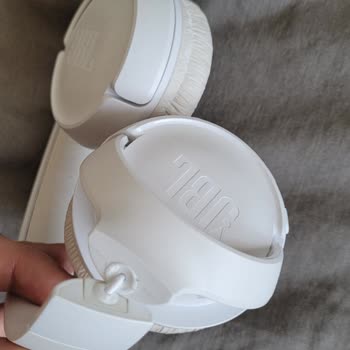 JBL Kulaklık Parçası Kısa Sürede Kırıldı, Garanti Şüpheli