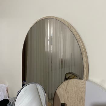 Karanlık Makyaj Aynası Ve Boy Aynası İçin Değişim Talebi