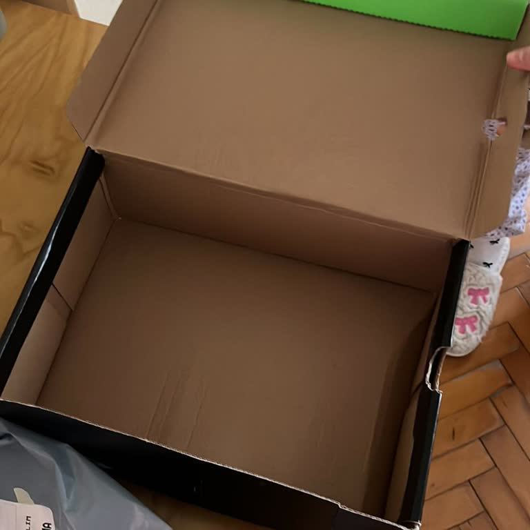 Açılan Kargo Ve Çalınan İçerik İçin Sürat Kargo’dan Cevapsız Şikayet