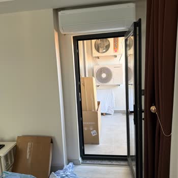 Yetkili Servisin Yanlış Montajı Nedeniyle Yeni Klimanın Arızalanması Ve Ücretsiz Değişim Talebi