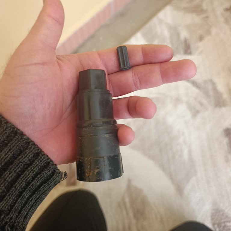 Goldmaster Blender Bıçak Taşıyıcı Mili Yedek Parçası Temin Edilemiyor