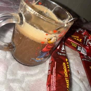 Nescafe Paketlerinde Renk Ve Kıvam Bozukluğu, Sağlık Endişesi Ve Değişim Talebi