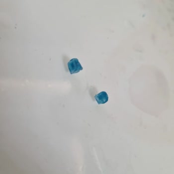 Çocuğumun Parmakları İçin Tehlike Yaratan Oyuncakta Cam Parçaları