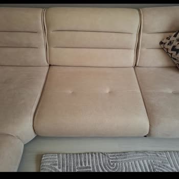 Köşe Takımında Renk Uyuşmazlığı Ve Mağaza Sorumluluk Reddi