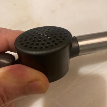 WMF Sarımsak Ezicinin Üretim Hatası Ve Yetersiz Telafi Teklifi