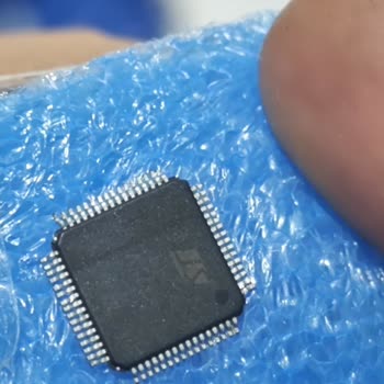 Kusurlu Mikroçip Ve İade Reddi İçin Tam Geri Ödeme Talebi