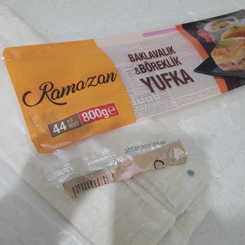 BİM Şubesinde Küflü Baklavalık Yufka Satışı Ve Kalite Kontrol İhmali