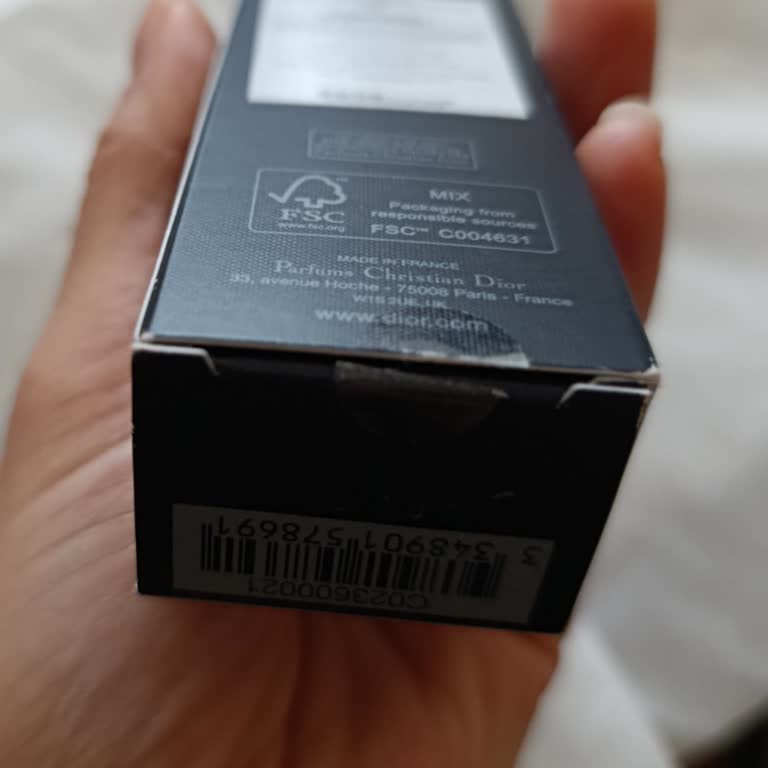 Christian Dior Kendi Gönderdikleri Ürünü Kabul Etmediler