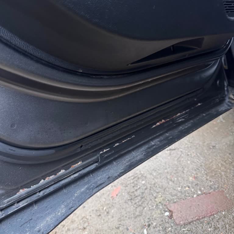 Citroen C4 Kapı Pası: Erken Korozyon Ve Yetersiz Telafi