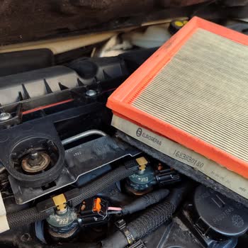 Citroen Yetkili Serviste Orijinal Parça Bedeliyle Yan Sanayi Malzeme Kullanımı