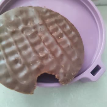 Ülker Mcvities Ürünün Fare Isırığı İzleri Ve Eksik Parça Üzerine Hijyen Şikayeti