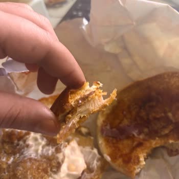 Popeyes’tan Gelen Hamburger Sert Ve Kurumuş, Tam İade Talebi