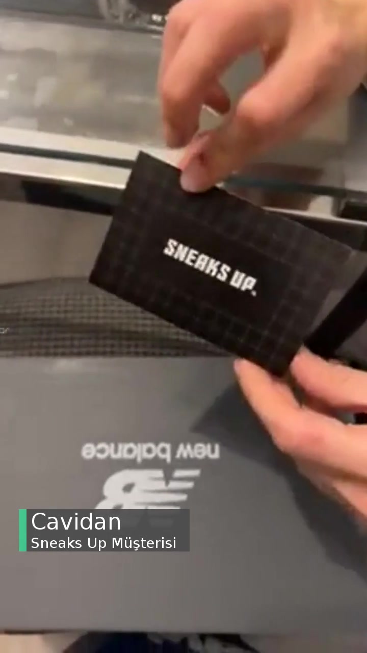 Sneaks Up Değişim Sıkıntısı! videonun kapak resmi