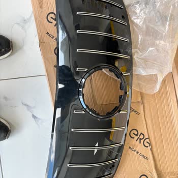 Mercedes EQE Ön Panjurunun Kırılması Ve DHL İhmali Nedeniyle Tazminat Talebi