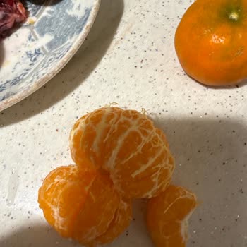 Siparişte Çürük Ve Olgunlaşmamış Meyveler: Güven Kırıldı, İade Bekleniyor