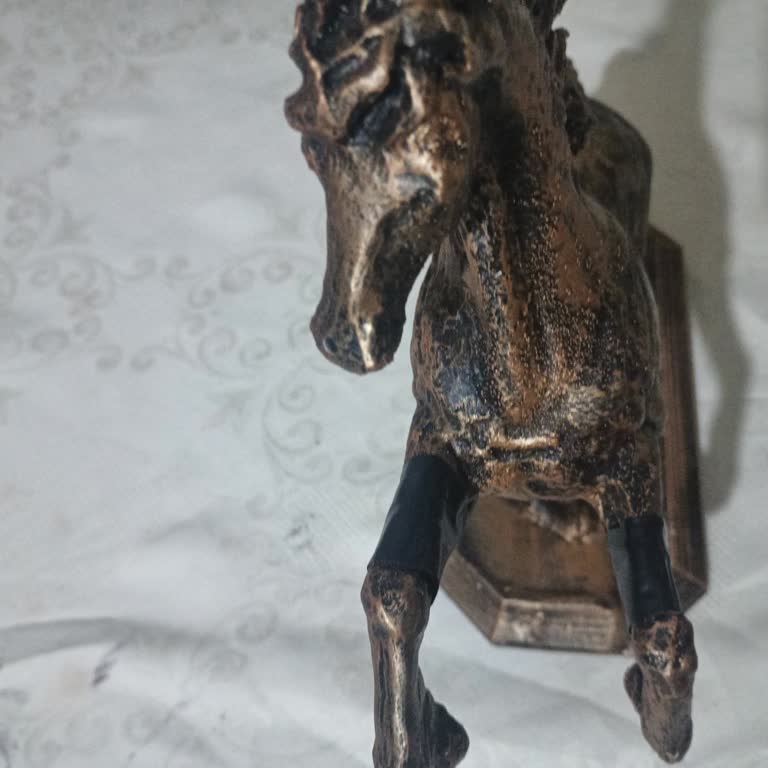 Kırık At Figürü, Cevapsız Satıcı Ve 1.100 TL İade Talebi