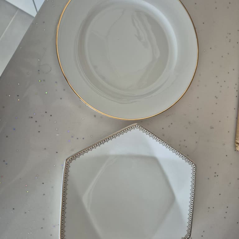 Moderna Yemek Takımında Yanlış Ürün Ve Ücret Sorunu