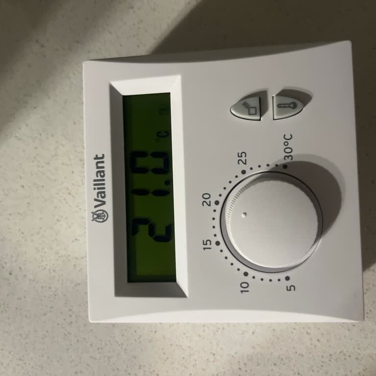 Vaillant Oda Termostatının Yanlış Sıcaklık Gösterimi Ve Eksik Garanti Belgesi