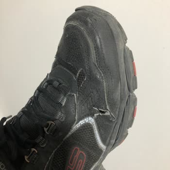 Skechers Vigor 3.0 Shoes Tore at the Sides After One Year