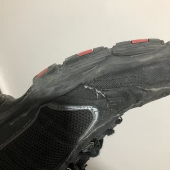 Skechers Vigor 3.0 Shoes Tore at the Sides After One Year
