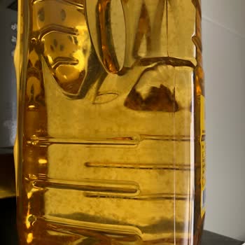 Çotanak Fındık Yağında Beyaz Tortular Ve Mide Ağrısı