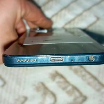 Yetkili Görünen Serviste Yanıltıcı Ücret Talebi Ve Kötü Tamir Sonucu