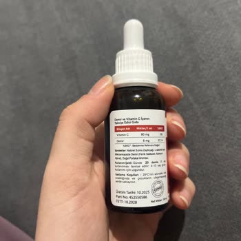 Valens Bestiron Damla Şişesinde Görünür Partiküller Ve Homojen Olmayan Kıvam