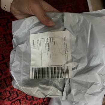 Dolap Satıcı İade Kargosunu Kabul Etmiyor, Ücret İadesi Talep Ediyorum