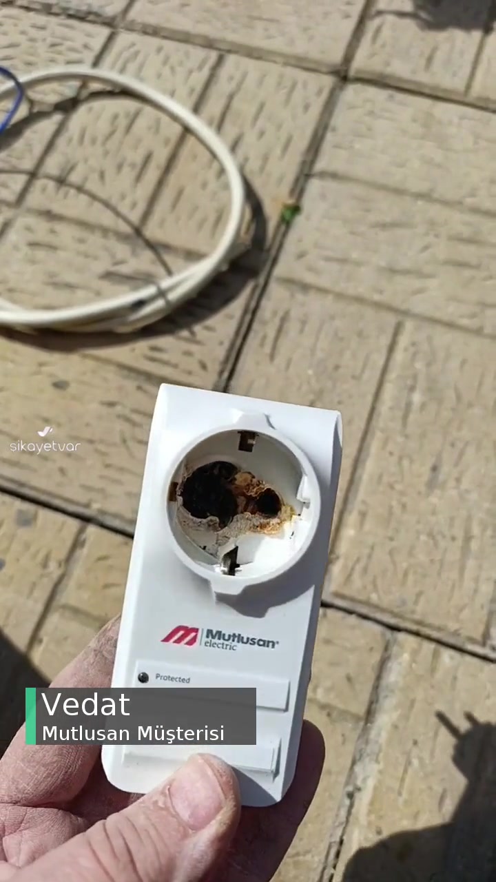 Mutlusan Akım Korumalı Priz Yandı! videonun kapak resmi