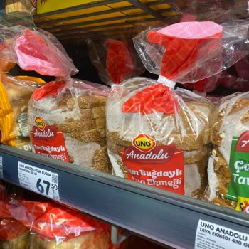 Şok Market Şubesinde Klimanın Altında Nemli Paketli Ekmek Sorunu