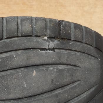 Çetinkaya Ayakkabısının 12 Kullanımda Yırtılması Ve Cevapsız Müşteri Hizmetleri