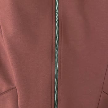 Kısa Sürede Tüylenen Eşofman Takımında Kalite Sorunu