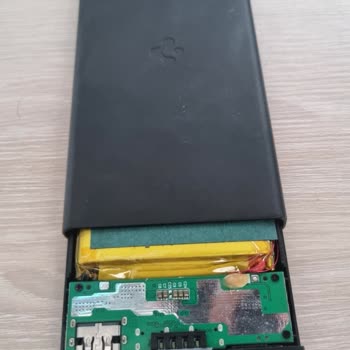 Düşen Powerbank'tan Açığa Çıkan İç Bileşenler, Garanti Talebime Yanıt Gelmedi
