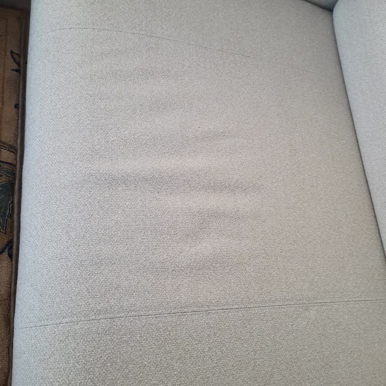 Teslimat Gecikmesi, Yanıltıcı Bilgi Ve Defolu Koltuk Şikayeti