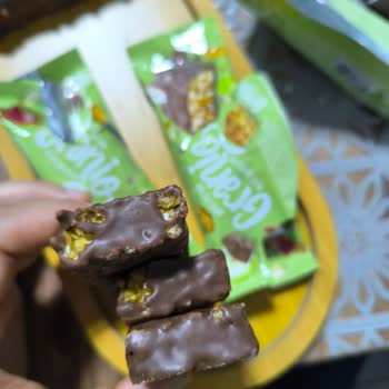 A101'de Satın Alınan Apple Pie Bar Mülk Chocolate Ürünlerinin Boyut Farklılığı