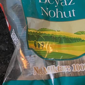 BİM Şubesinde Böceklenmiş Nohut Ürünü Hijyen Sorunu