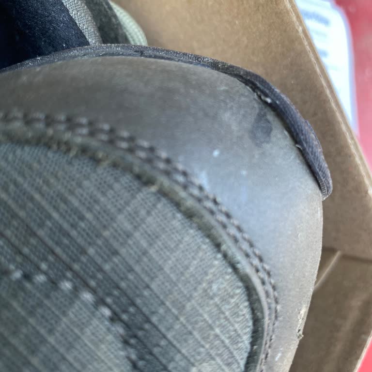 Sağ Serçe Parmağımı Vuran Ayakkabı, Tekrarlanan Tamir Sorunları Ve Umursamaz Mağaza Personeli