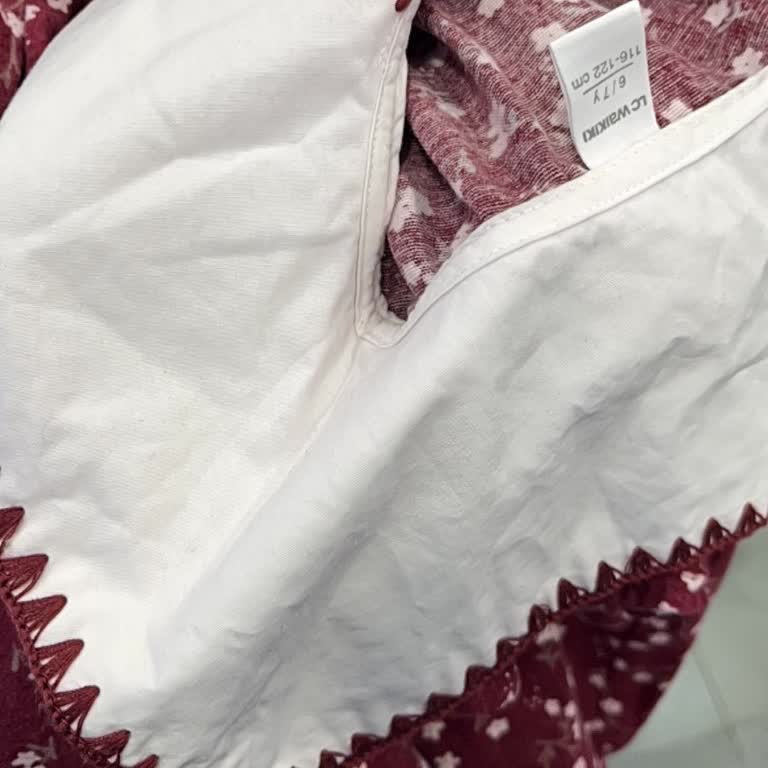 Renk Solan Ayıplı Elbiseye Değişim Reddi Ve İletişimsizlik