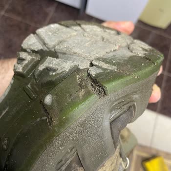 Vaneda Taktik Botun Kısa Sürede Yırtılması Ve Değişim Talebi