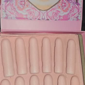 Temizlik Şefi | Kayseri Temizlik Sırasında Buldukları Her Şeyi Çöpe Atmışlar