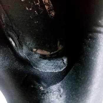 Skechers Ayakkabısının Kısa Sürede Topuk Ve Taban Astarının Soyulması Ve Değişim Talebi