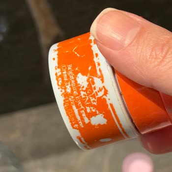 Ambalaj Kalitesindeki Sorun Nedeniyle Göz Kremi Kullanılamaz Ve İade Talebi