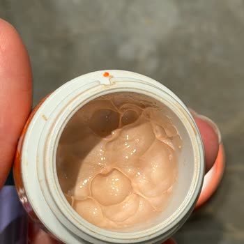 Ambalaj Kalitesindeki Sorun Nedeniyle Göz Kremi Kullanılamaz Ve İade Talebi