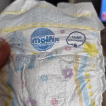 Molfix Bebek Bezinde Sırt Sızıntısı
