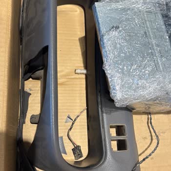 Yurtiçi Kargo'dan Gelen Hasarlı Ürünle İlgili Şikayet ve Mağduriyet