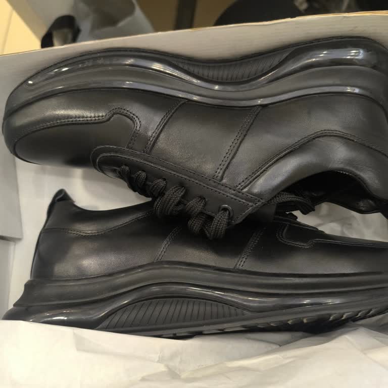 Ayakkabı Değişiminde Haksız Ek Ücret Ve Sol Ayakkabı Küçük Geldi