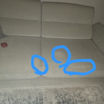 Kelebek Mobilya Koltuk Takımının Kısa Sürede Renk Atması Ve Servis İletişimindeki Sorun